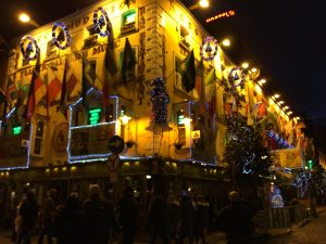 dublin-new-year-eve-2014-ontemple-bar-street
